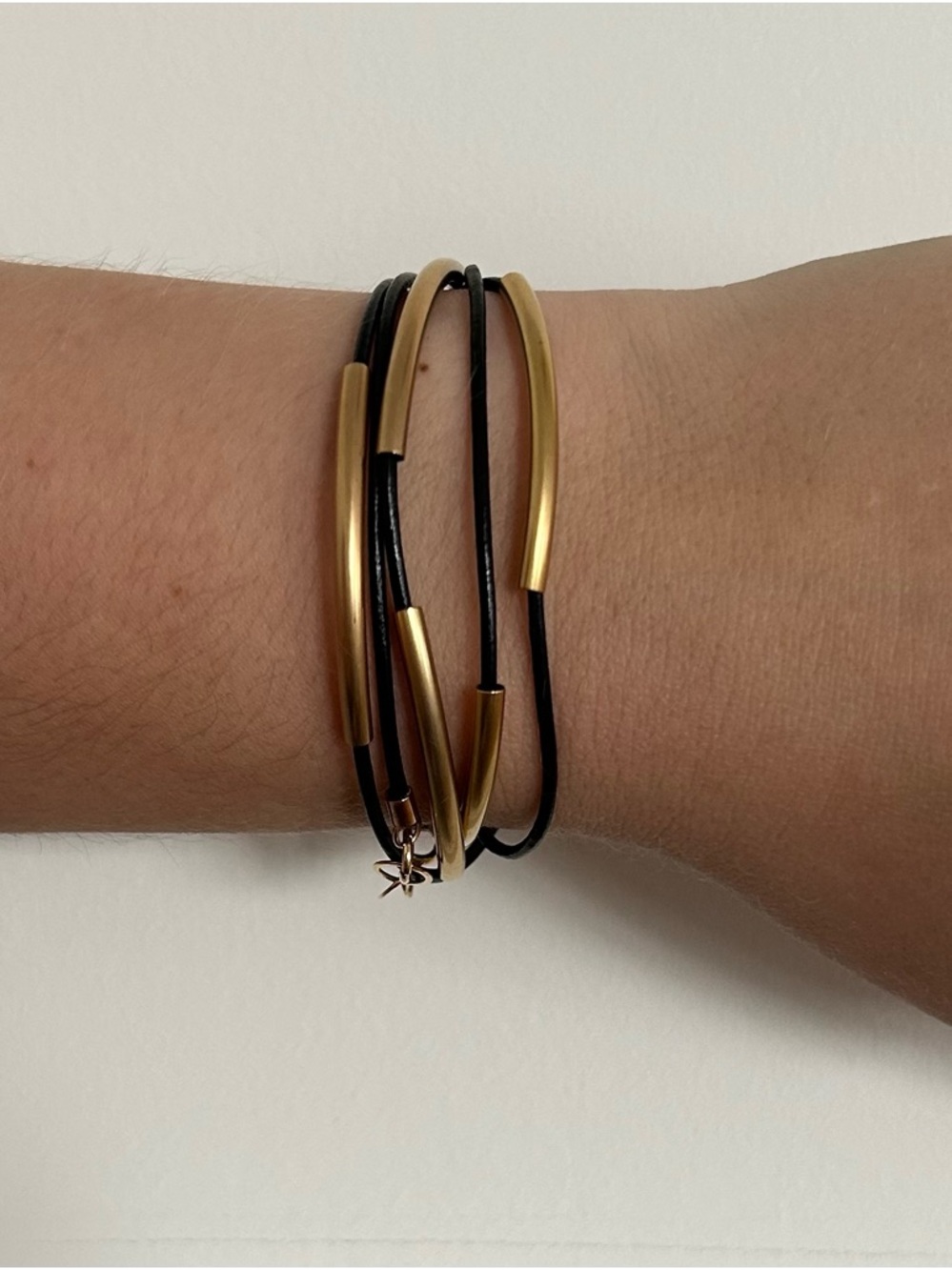 Lolo 14k Gold filled and Black leather Multi-Strand Cord bracelet - Picture 5 of 5